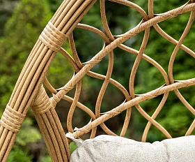 Подвесное кресло Венеция 4SIS из искусственного ротанга, цвет соломенный с бежевой подушкой