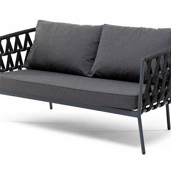 Диван Диего 4SIS 2-местный плетеный из роупа, каркас алюминий темно-серый (RAL7024) муар, роуп темно-серый круглый, ткань темно-серая 27 фото 1