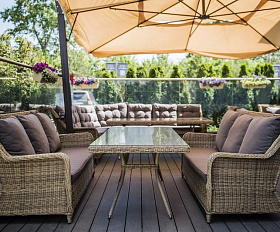 Диван трехместный Гляссе 4SIS из искусственного ротанга, цвет соломенный