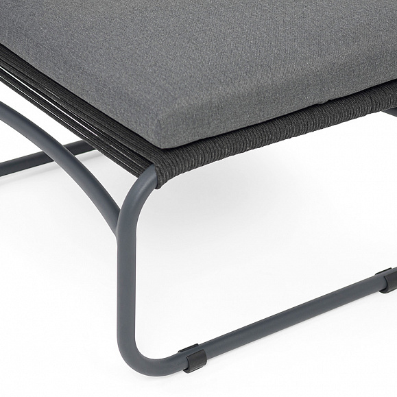 Ането пуф плетеный из роупа, каркас алюминий темно-серый (RAL7024) муар, роуп темно-серый круглый фото 4