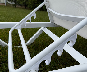 Шезлонг Enzo Royal Family из алюминия белый