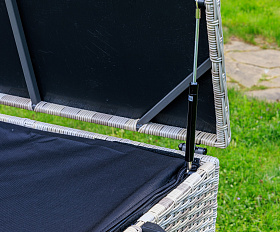 Сундук для хранения Karl 120 Royal Family из искусственного ротанга c колесиками, цвет бежевый