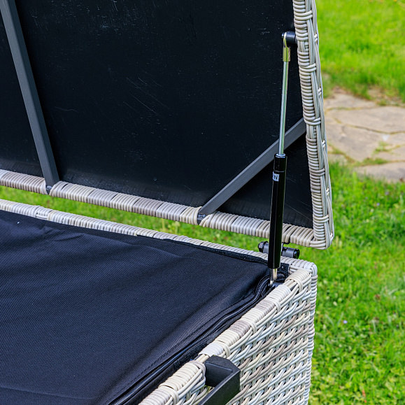 Сундук для хранения Karl 120 Royal Family из искусственного ротанга c колесиками, цвет бежевый фото 5