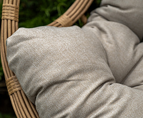 Венеция подвесное кресло-кокон из искусственного ротанга, цвет соломенный с бежевой подушкой