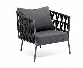 Кресло Диего 4SIS плетеное из роупа, каркас алюминий темно-серый (RAL7024) муар, роуп темно-серый круглый, ткань темно-серая 27