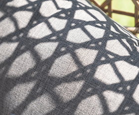 Флоренция подвесное кресло-кокон из искусственного ротанга, цвет соломенный с серой подушкой