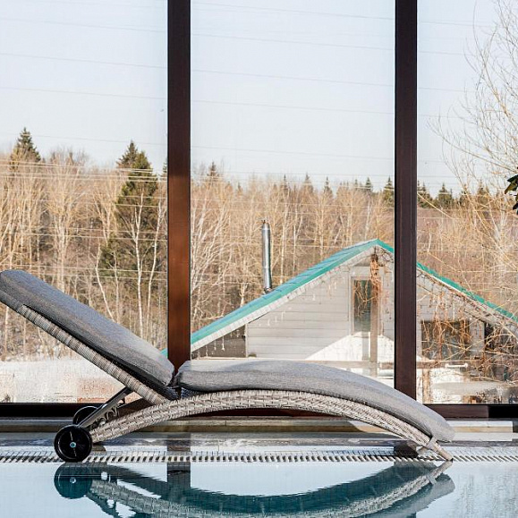 Шезлонг Agata Royal Family из искусственного ротанга с матрасом, цвет бежевый фото 4