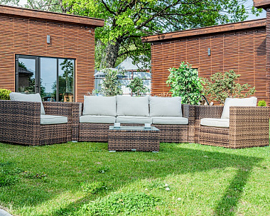 Лаунж-зона Karl Royal Family из искусственного ротанга с трёхместным диваном, цвет коричневый