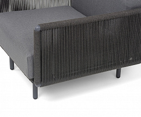 Джелло кресло плетеное из роупа, каркас алюминий темно-серый (RAL7024) муар, роуп темно-серый круглый, ткань темно-серая 027