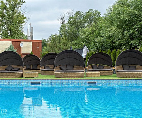 Плетеная кровать круглая Стильяно 4SIS из искусственного ротанга, цвет соломенный