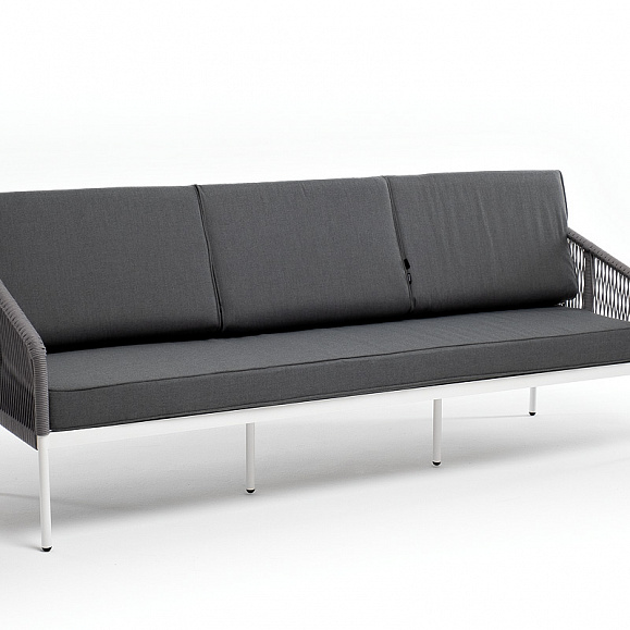 Канны диван 3-местный плетеный из роупа, каркас алюминий белый муар, роуп светло-серый круглый, ткань темно-серая 027 фото 2