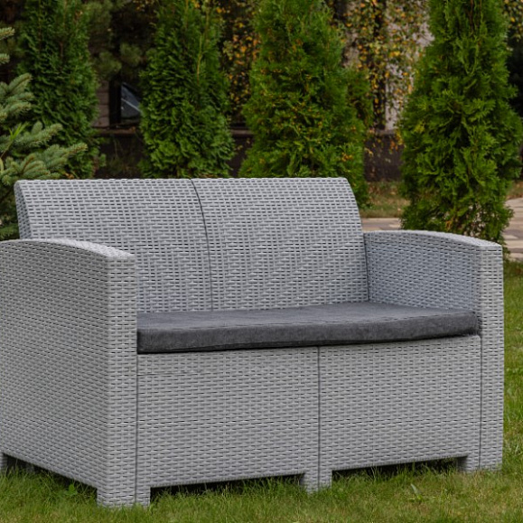 Диван двухместный Lana Royal Family из пластика, цвет светло-серый фото 1