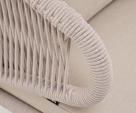 Кресло плетеное Милан 4SIS из роупа, каркас алюминий белый шагрень, роуп бежевый круглый, ткань бежевая