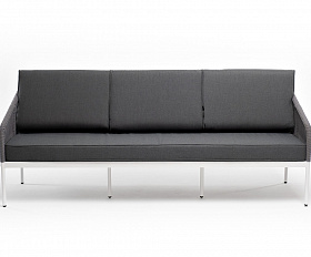 Канны диван 3-местный плетеный из роупа, каркас алюминий белый муар, роуп светло-серый круглый, ткань темно-серая 027