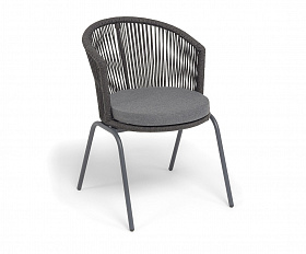 Люксембург стул плетеный из роупа, каркас из стали темно-серый (RAL7024) муар, роуп темно-серый круглый, ткань темно-серая 027