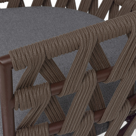 Диего стул барный плетеный из роупа, каркас из стали коричневый (RAL8016) муар, роуп коричневый круглый, ткань темно-серая 027 фото 6