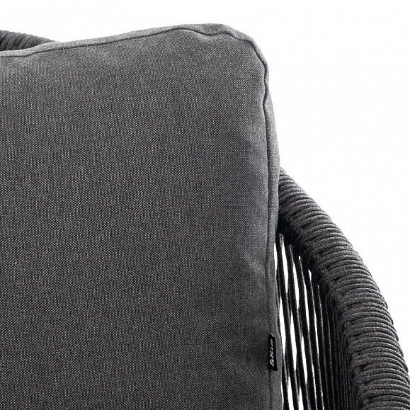 Верона диван 3-местный плетеный из роупа, каркас алюминий темно-серый (RAL7024) муар, роуп темно-серый круглый, ткань темно-серая 027 фото 7