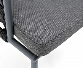 Диего стул плетеный из роупа, каркас из стали темно-серый (RAL7024) муар, роуп темно-серый круглый, ткань темно-серая 027