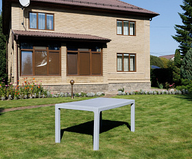 Обеденный стол July Royal Family из пластика, цвет светло-серый