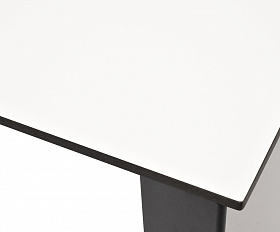 Венето обеденный стол из HPL 90х90см, цвет молочный, каркас черный