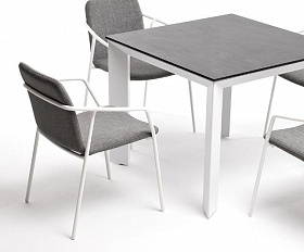 Обеденная группа Венето 4SIS на 4 персоны со стульями "Марокко", каркас белый, роуп серый