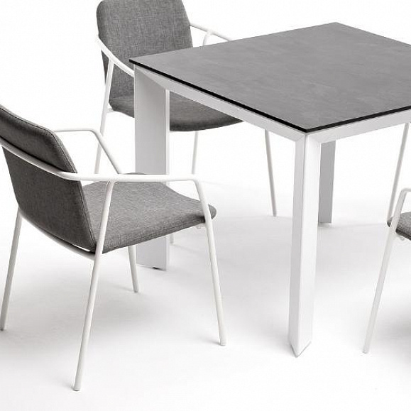 Обеденная группа Венето 4SIS на 4 персоны со стульями "Марокко", каркас белый, роуп серый фото 2
