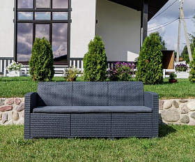 Диван трехместный Lana Royal Family из пластика, цвет графит