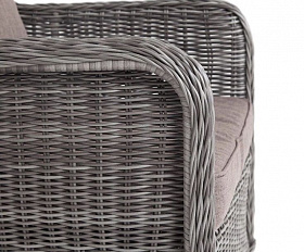 Плетеное кресло Гляссе 4SIS из искусственного ротанга, цвет графит