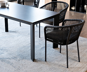 Венето обеденная группа на 4 персоны со стульями Марсель, каркас темно-серый, роуп темно-серый