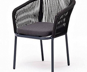 Стул Марсель 4SIS плетеный из роупа, каркас алюминий темно-серый (RAL7024) муар, роуп темно-серый круглый, ткань темно-серая 27