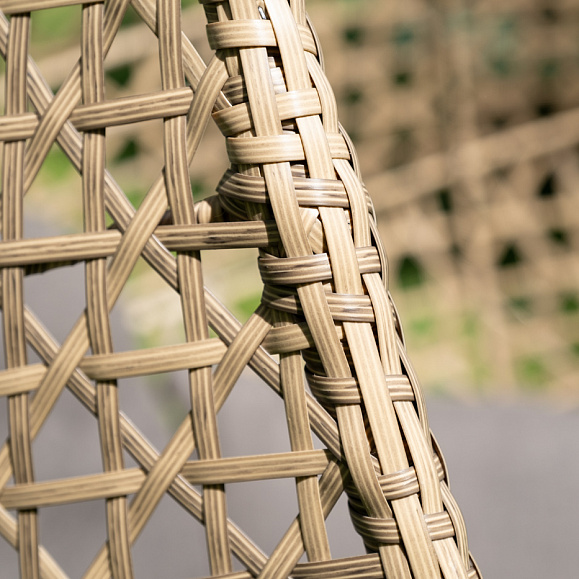 Флоренция подвесное кресло-кокон из искусственного ротанга, цвет соломенный с серой подушкой фото 5