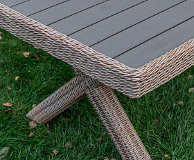 Обеденный стол Isabella Royal Family из искусственного ротанга, цвет бежевый