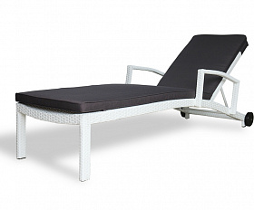 Плетеный шезлонг MILANO белый Joygarden