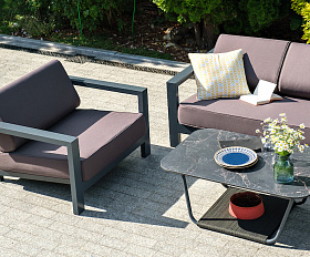 Гранада кресло алюминиевое, цвет темно-серый (RAL7024) муар, ткань темно-серая 027