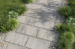 Какие тротуарные плиты выбрать для пошаговых дорожек: размеры плит, материалы и примеры