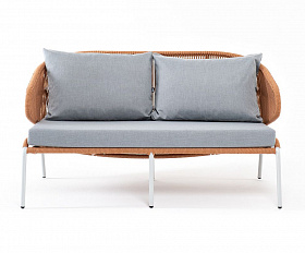 Диван двухместный Милан 4SIS из роупа (веревки), каркас алюминий светло-серый (RAL7035) шагрень, роуп оранжевый меланж круглый, ткань светло-серая