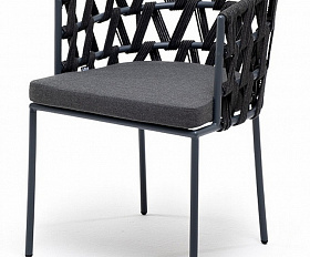 Диего стул плетеный из роупа, каркас из стали серый (RAL7022) муар, роуп серый круглый, ткань темно-серая 027