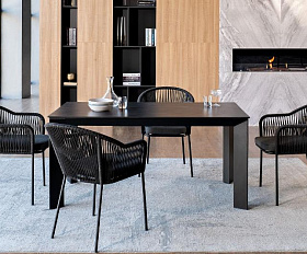 Обеденная группа Венето 4SIS на 4 персоны со стульями "Лион", каркас темно-серый, роуп темно-серый