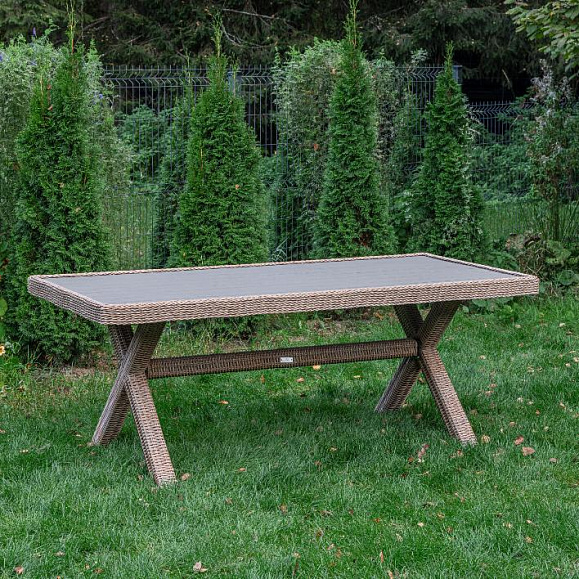 Обеденный стол Isabella Royal Family из искусственного ротанга, цвет бежевый фото 1