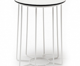 Эквадор журнальный стол из HPL круглый Ø40 H55, каркас из стали белый, цвет столешницы молочный