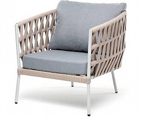 Кресло Диего 4SIS плетеное из роупа, каркас алюминий светло-серый (RAL7035) муар, роуп бежевый круглый, ткань светло-серая