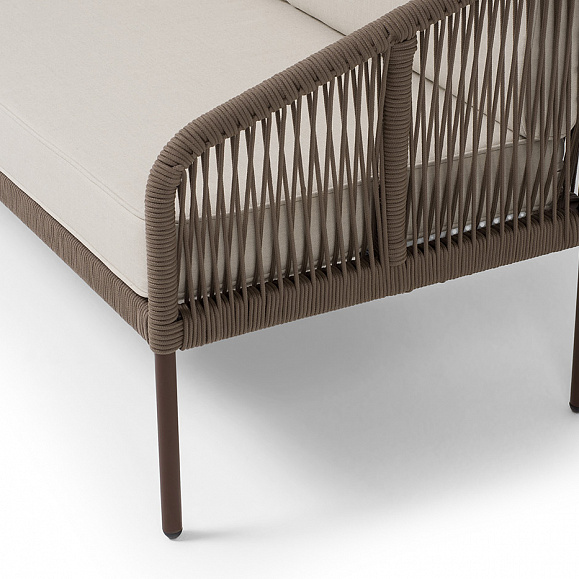 Канны диван 3-местный плетеный из роупа, каркас алюминий коричневый (RAL8016) муар, роуп коричневый круглый, ткань бежевая 15052 фото 4