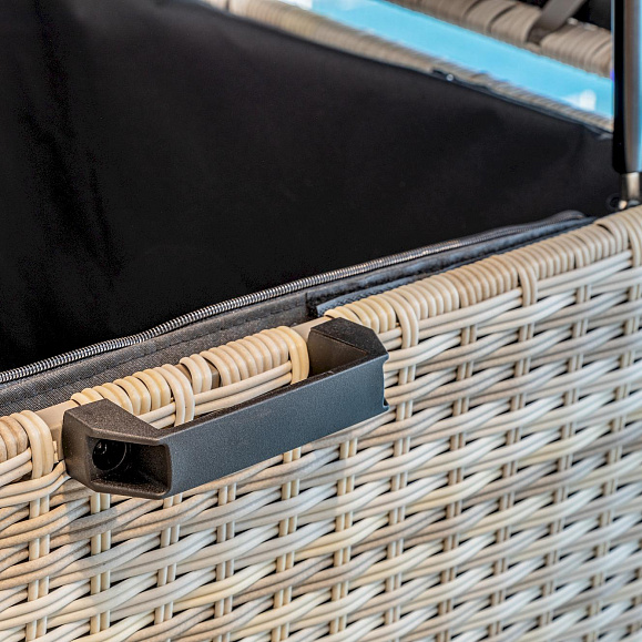 Сундук для хранения Karl 120 Royal Family из искусственного ротанга c колесиками, цвет бежевый фото 10