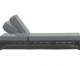 Ривьера шезлонг плетеный из роупа, каркас алюминий темно-серый (RAL7024) муар, роуп темно-серый круглый, ткань темно-серая 027