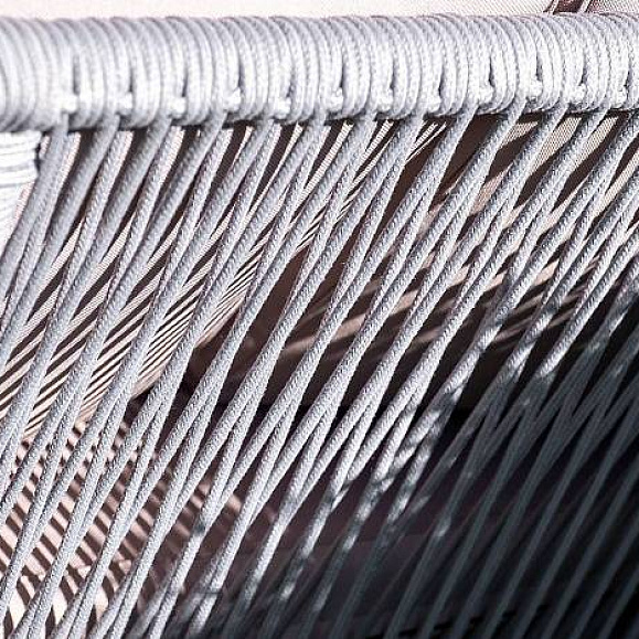 Диван Канны 4SIS 2-местный плетеный из роупа, каркас алюминий белый муар, роуп светло-серый круглый, ткань серая 17 фото 2