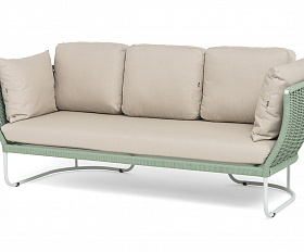 Фиджи диван 3-местный плетеный из роупа, каркас алюминий светло-серый (RAL7035) муар, роуп зеленый (4204) круглый tex, ткань Mossle бежевая
