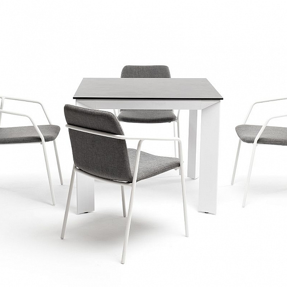 Обеденная группа Венето 4SIS на 4 персоны со стульями "Марокко", каркас белый, роуп серый фото 4