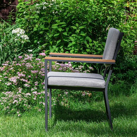 Обеденное кресло Oscar Royal Family из алюминия с подлокотниками из поливуда фото 3