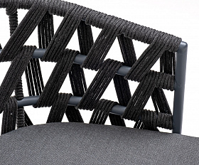 Диего стул плетеный из роупа, каркас из стали темно-серый (RAL7024) муар, роуп темно-серый круглый, ткань темно-серая 027