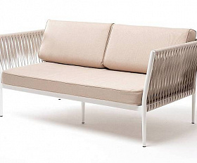 Диван Касабланка 4SIS 2-местный плетеный из роупа, каркас алюминий светло-серый (RAL7035) муар, роуп серо-коричневый 23мм, ткань бежевая 52